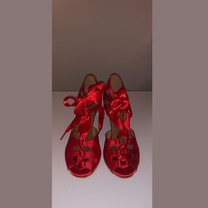 Alemana Red Silk Latin dance heels 💎